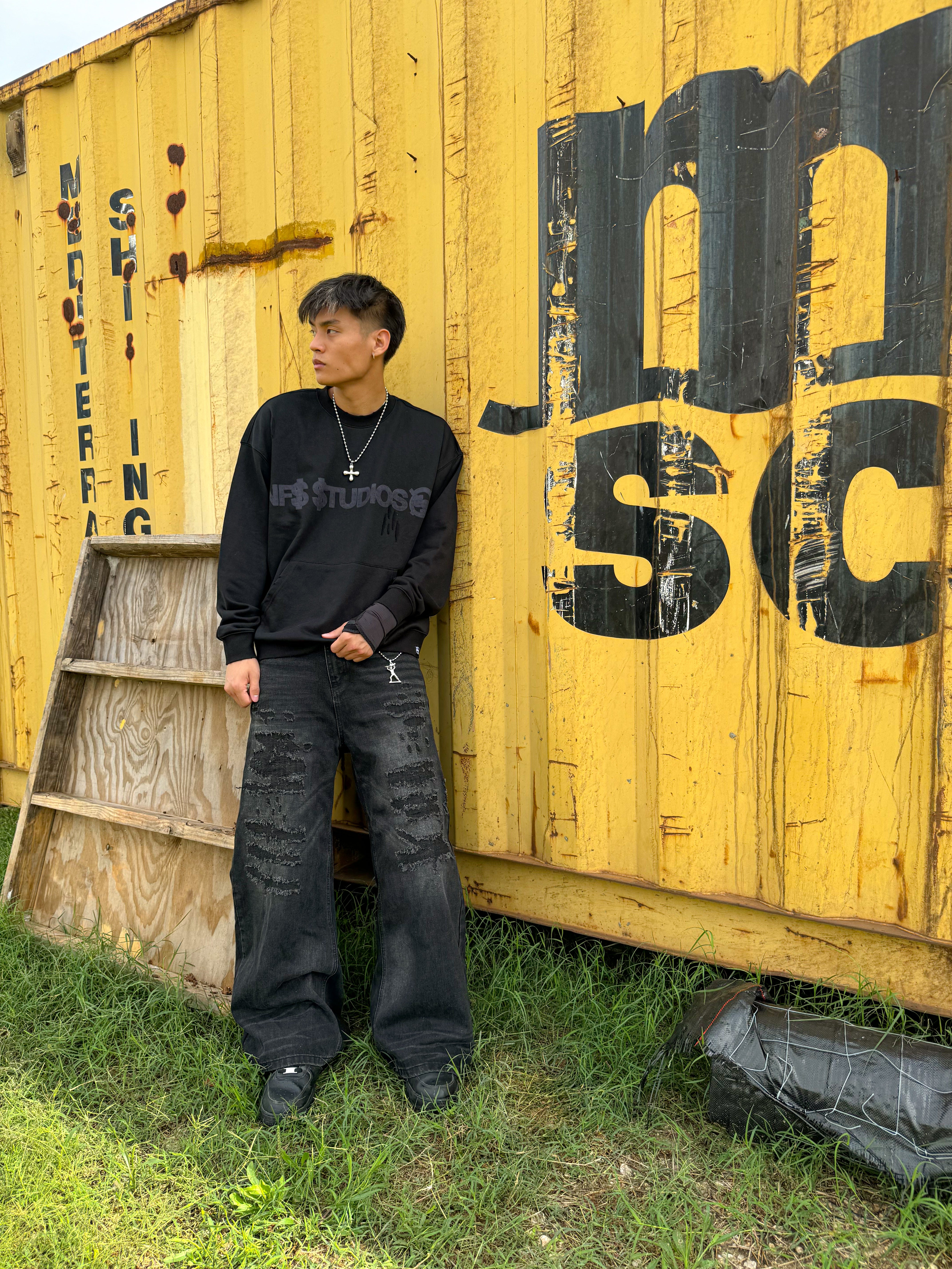 “NF$$TUDIOS” DISTRESSED CREWNECK