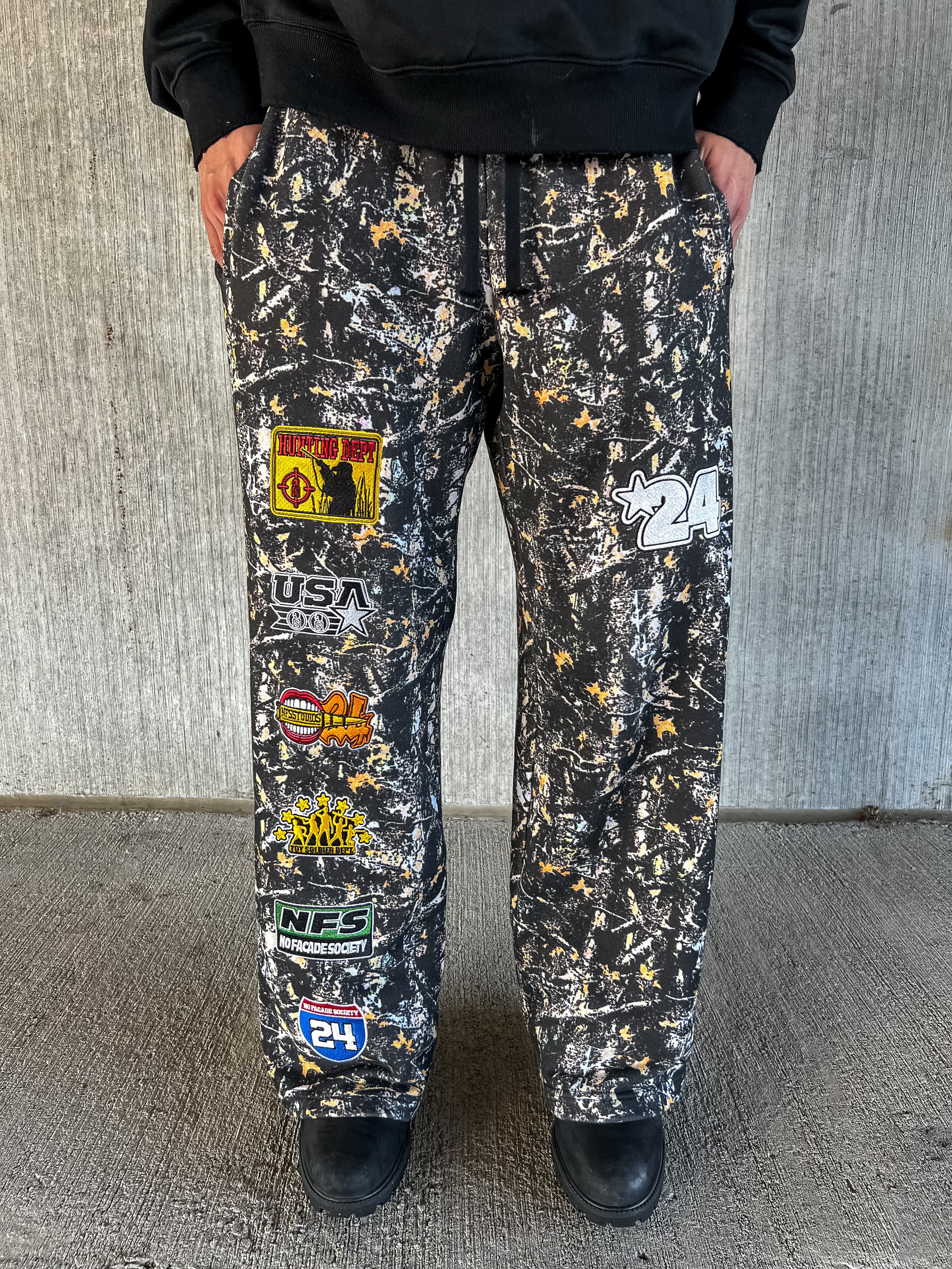 "HUNTER CAMO" BAGGY SWEATS